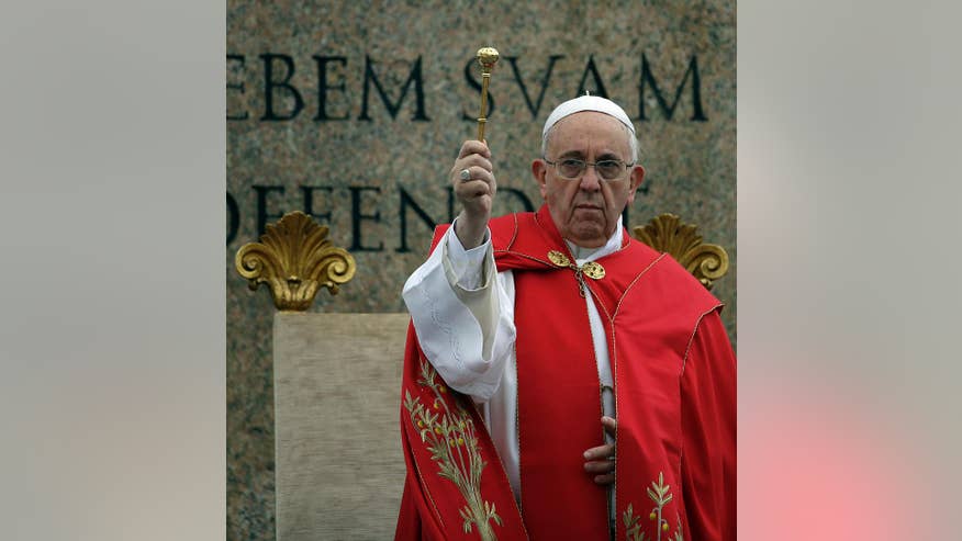 Vatican Pope Palm Sunday-4.jpg